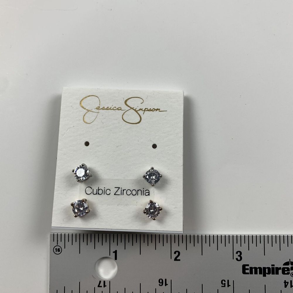 Jessica Simpson Women's Screw Back Cubic Zirconia Stud Earrings Set - 2‎ Pair